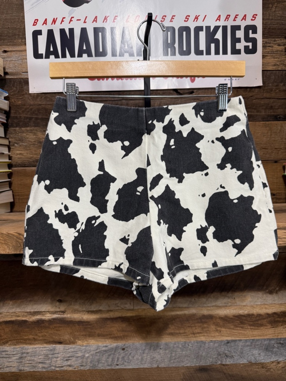 Le Lis High-Waist Cow Print Shorts - Black & White